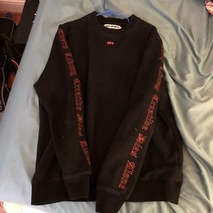 Vlone Off-White Black crewneck Supreme Yeezy bape